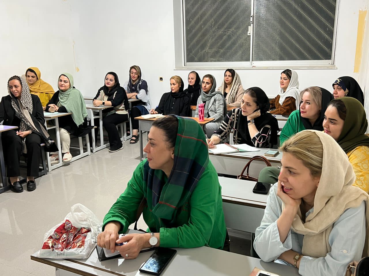 کلاس های مکالمه رایگان برای والدین